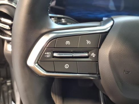 Used 2026 Chevrolet Equinox LT w/ Convenience Package II FWD image 8