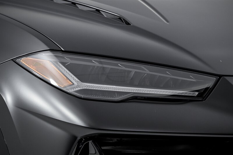 Used 2023 Lamborghini Urus S AWD/4WD image 5