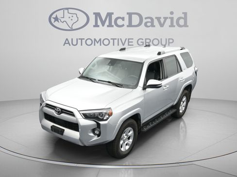 Used 2021 Toyota 4Runner SR5 Premium AWD/4WD image 34