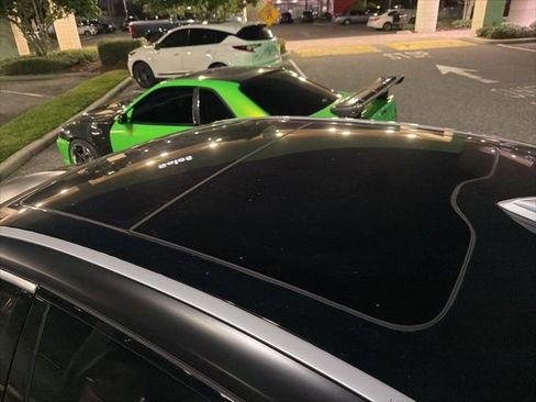 Used 2018 BMW 750i image 7