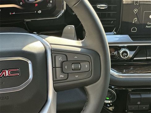 New 2026 GMC Sierra 1500 Elevation w/ LPO, Elevation Black Package image 10