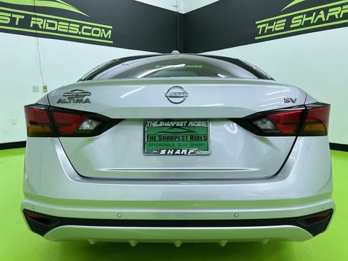 Used 2023 Nissan Altima 2.5 SV FWD image 8