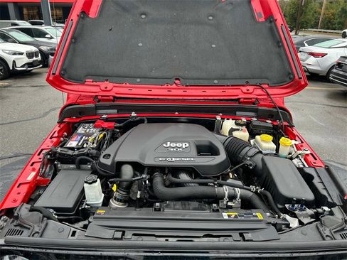 Used 2022 Jeep Wrangler Unlimited Sport image 12