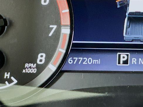 Used 2023 Nissan Frontier PRO-4X w/ Technology Package AWD/4WD image 18