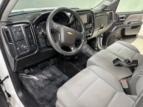 Used 2018 Chevrolet Silverado 1500 W/T w/ Trailering Package AWD/4WD image 10