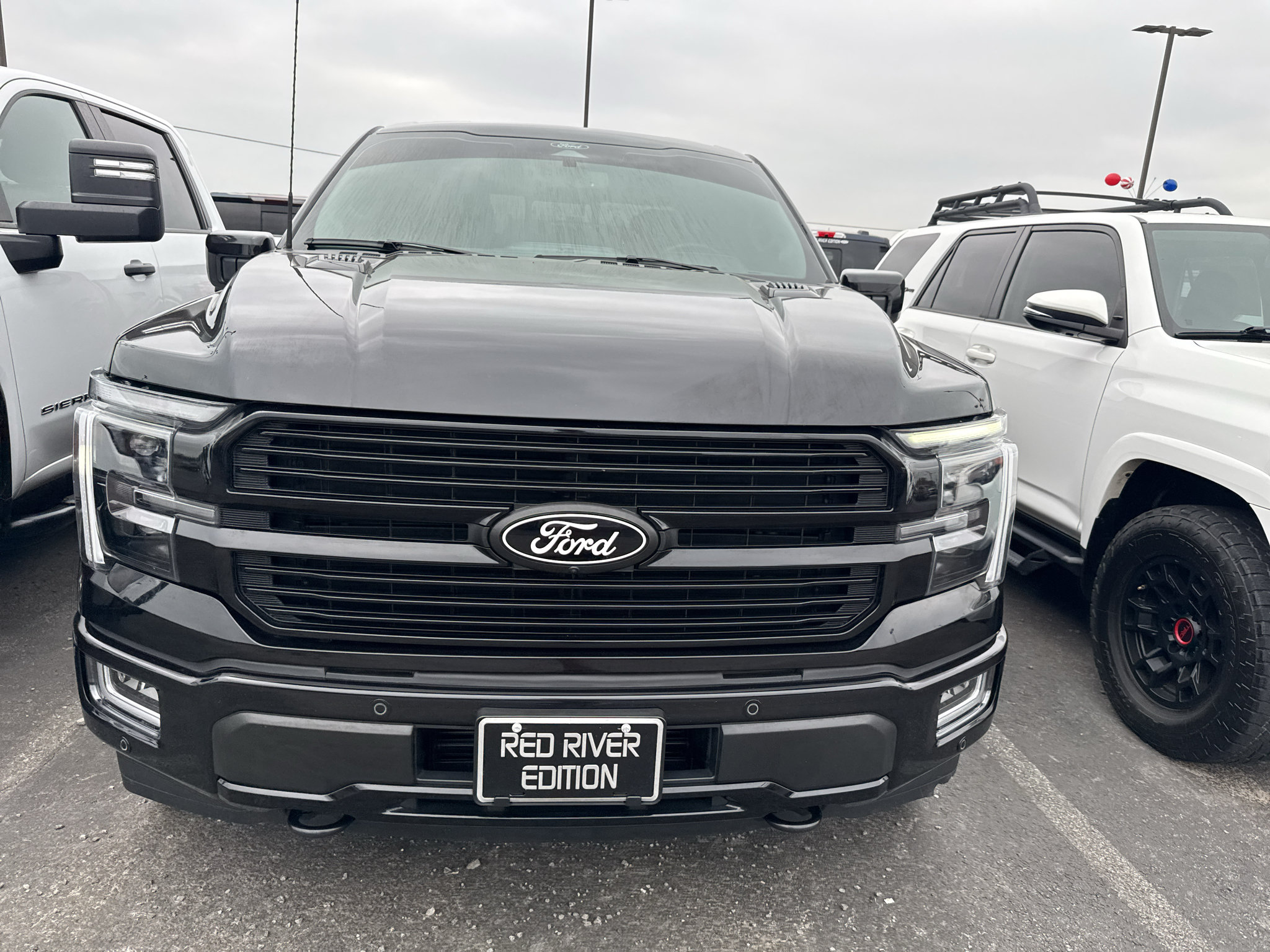 Used 2025 Ford F150 Platinum AWD/4WD image 2