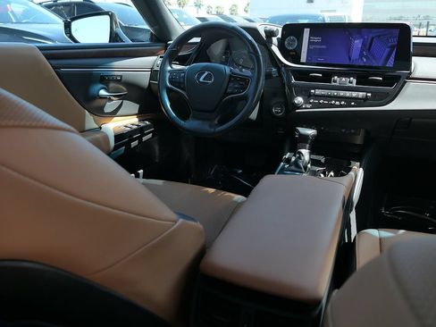 Used 2023 Lexus ES 300h w/ Premium Package FWD image 27
