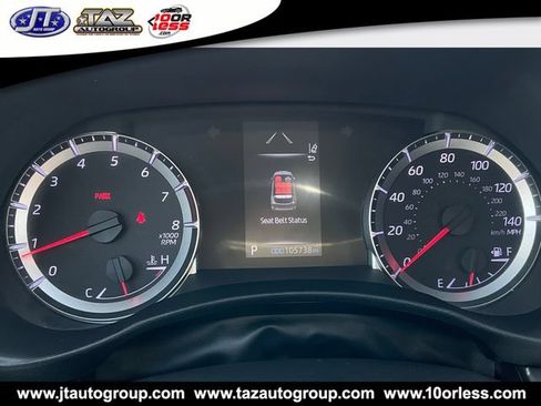 Used 2020 Toyota Highlander LE AWD/4WD image 19