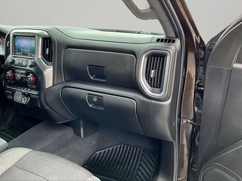 Used 2019 Chevrolet Silverado 1500 LT w/ All-Star Edition AWD/4WD image 18