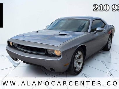 Used 2014 Dodge Challenger SXT