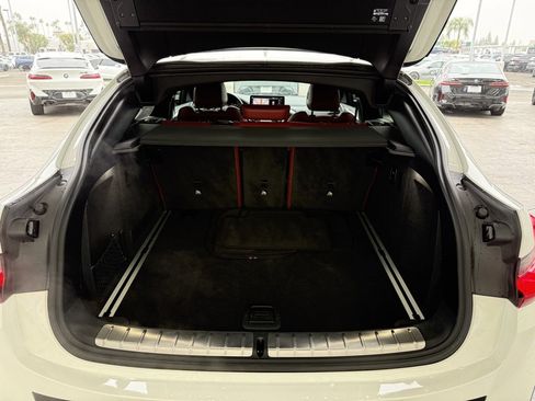 Used 2022 BMW X4 M40i w/ Premium Package image 22