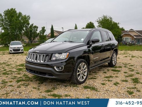 Used 2017 Jeep Compass High Altitude AWD/4WD image 25