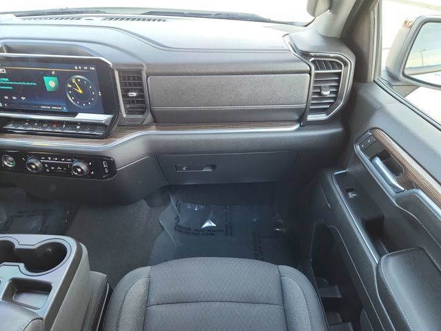 Used 2023 Chevrolet Silverado 1500 RST AWD/4WD image 23