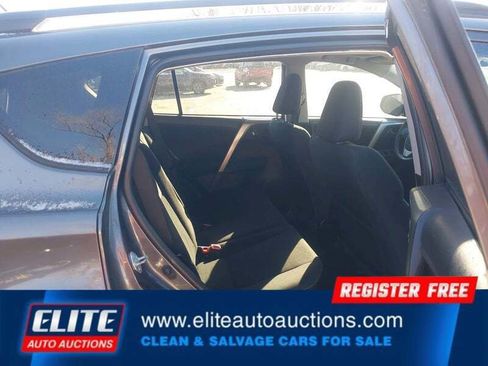 Used 2015 Toyota RAV4 XLE AWD/4WD image 15