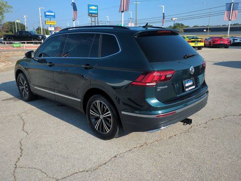 Used 2018 Volkswagen Tiguan SE FWD image 6
