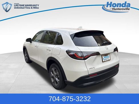 New 2026 Honda HR-V LX image 6