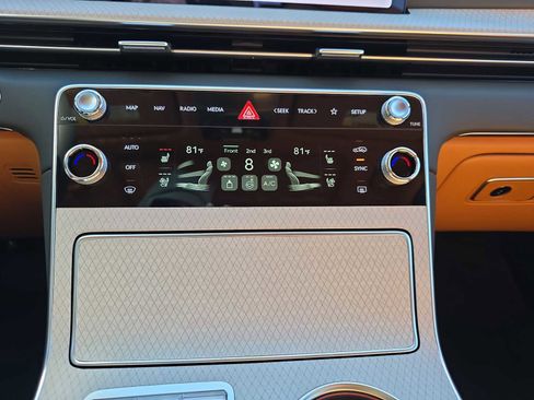 New 2026 Genesis GV80 2.5T Prestige image 20