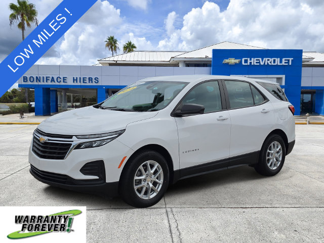 Used 2024 Chevrolet Equinox LS w/ Driver Confidence II Package FWD image 2