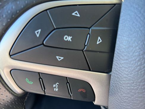 Used 2020 Dodge Durango SXT w/ 3rd Row Seating Group image 14