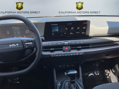 Used 2025 Kia K4 FWD image 13