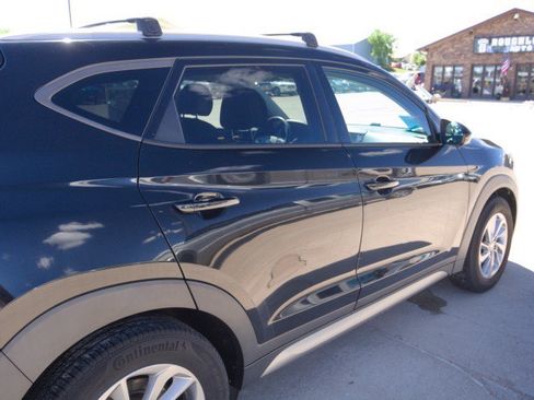 Used 2017 Hyundai Tucson SE AWD/4WD image 9