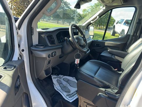 Used 2023 Ford Transit 250 Medium Roof RWD image 16