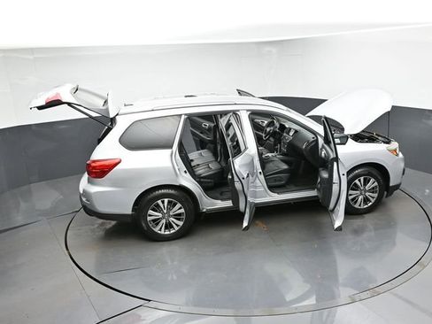 Used 2018 Nissan Pathfinder SL AWD/4WD image 43