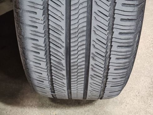 Used 2020 Ford Explorer XLT w/ Equipment Group 202A image 28