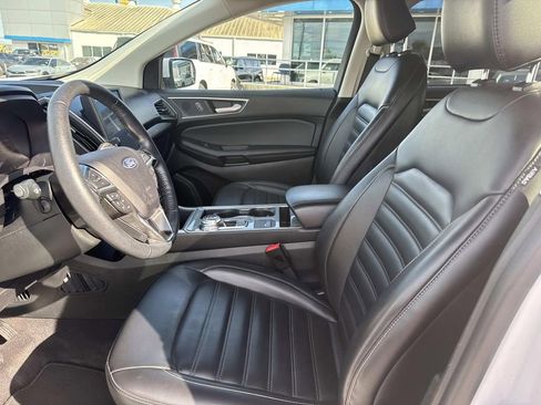 Used 2024 Ford Edge SEL image 16