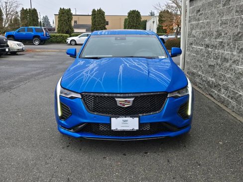 New 2026 Cadillac CT4 V image 11