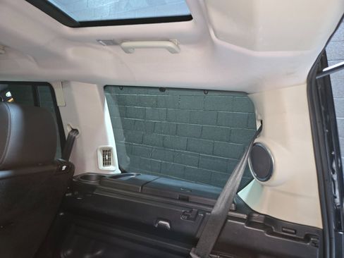 Used 2015 Land Rover LR4 HSE LUX image 61