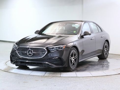 Used 2024 Mercedes-Benz E 350 4MATIC Sedan w/ Driver Assistance Package image 14