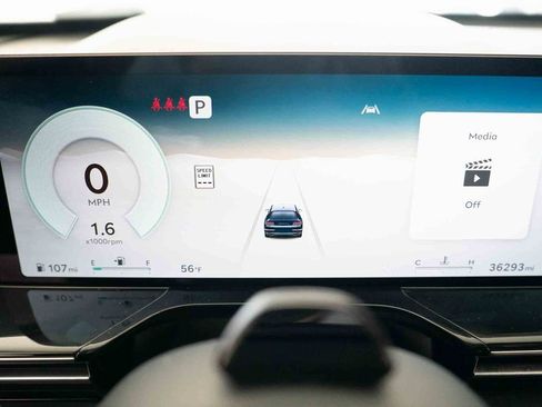 Used 2025 Genesis GV80 2.5T Standard image 27