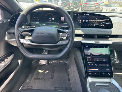 Used 2024 Lucid Air Pure RWD image 20