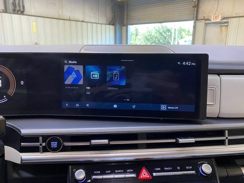 Used 2026 Hyundai Santa Fe SEL FWD image 42