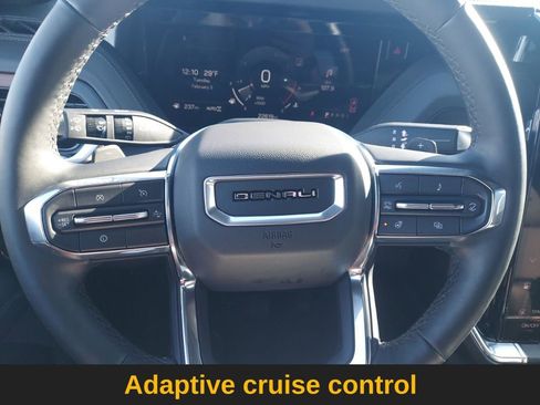 Used 2025 GMC Yukon Denali image 17