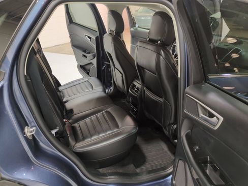Used 2019 Ford Edge SEL w/ Equipment Group 201A AWD/4WD image 11