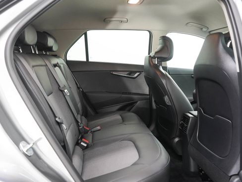 Used 2024 Kia Niro Wind w/ Wind Preserve Package FWD image 12