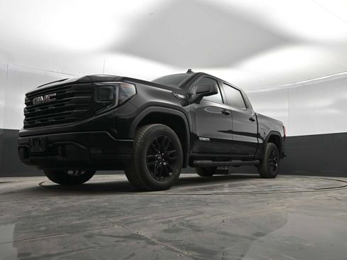 New 2026 GMC Sierra 1500 Elevation w/ Preferred Package image 32
