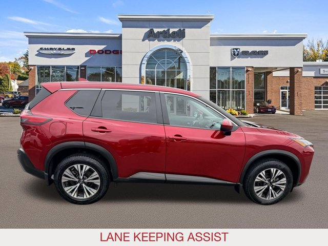 Used 2023 Nissan Rogue SV AWD/4WD image 7