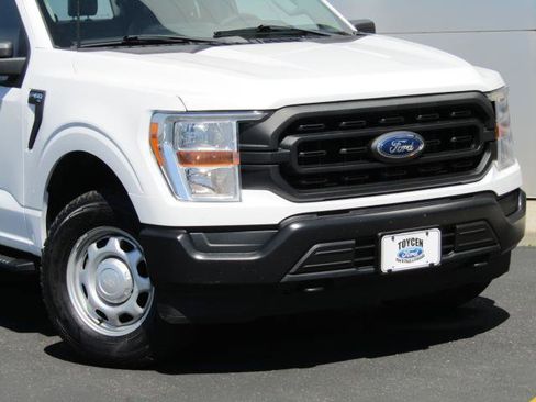 Certified 2022 Ford F150 XL w/ FX4 Off-Road Package AWD/4WD image 4
