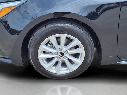 Certified 2026 Toyota Corolla XLE FWD image 9