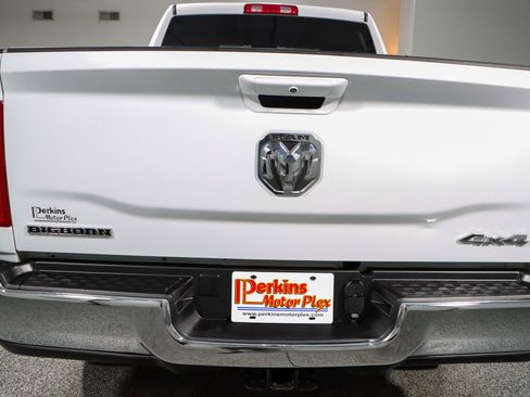 Used 2022 RAM 2500 Big Horn w/ Cold Weather Group AWD/4WD image 8