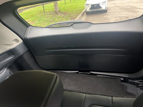 Used 2021 Nissan Rogue SL w/ Premium Package image 16