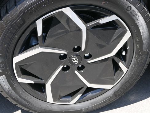Used 2024 Hyundai Ioniq 5 SEL RWD image 6