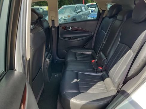 Used 2011 INFINITI EX35 Journey RWD image 12