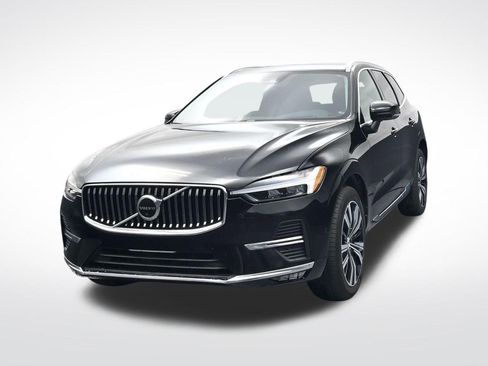 Used 2023 Volvo XC60 B5 Ultimate AWD/4WD image 2