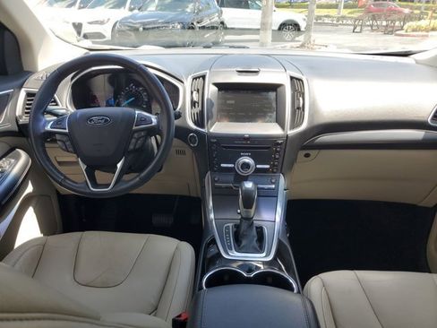 Used 2017 Ford Edge Titanium image 12