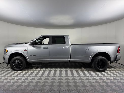 Used 2024 RAM 3500 Limited w/ Night Edition AWD/4WD image 11