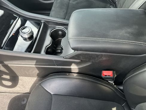Certified 2025 Jeep Grand Cherokee Altitude AWD/4WD image 19